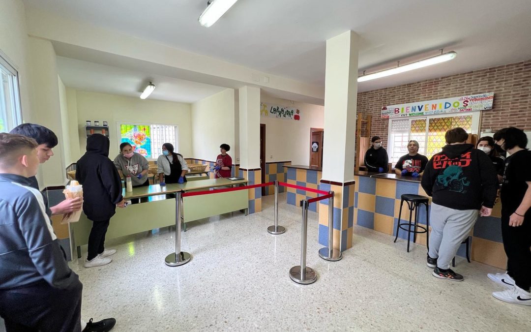 Éxito de la cafetería del instituto en su primera semana